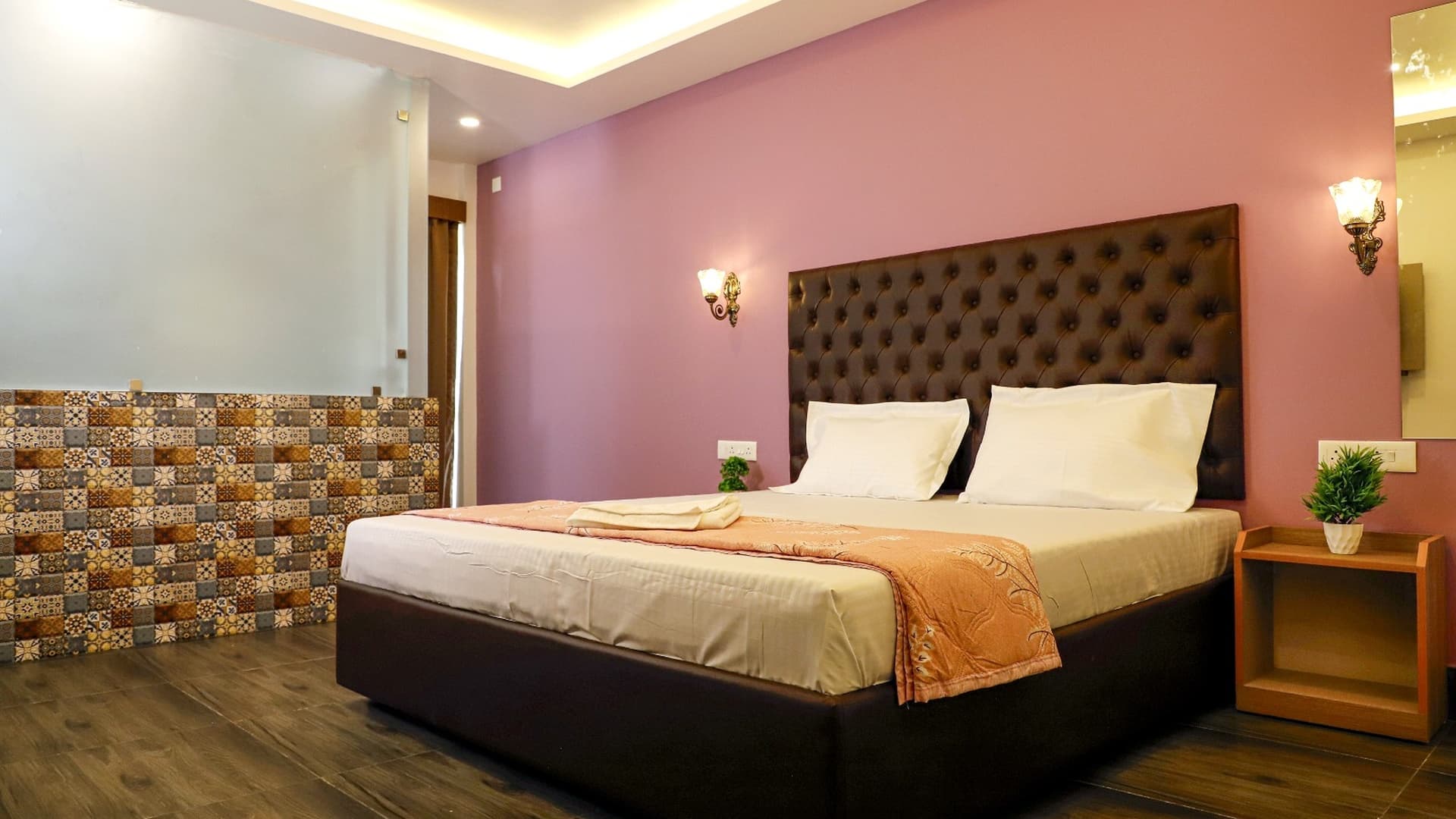 Super Jumbo Rooms - View 8